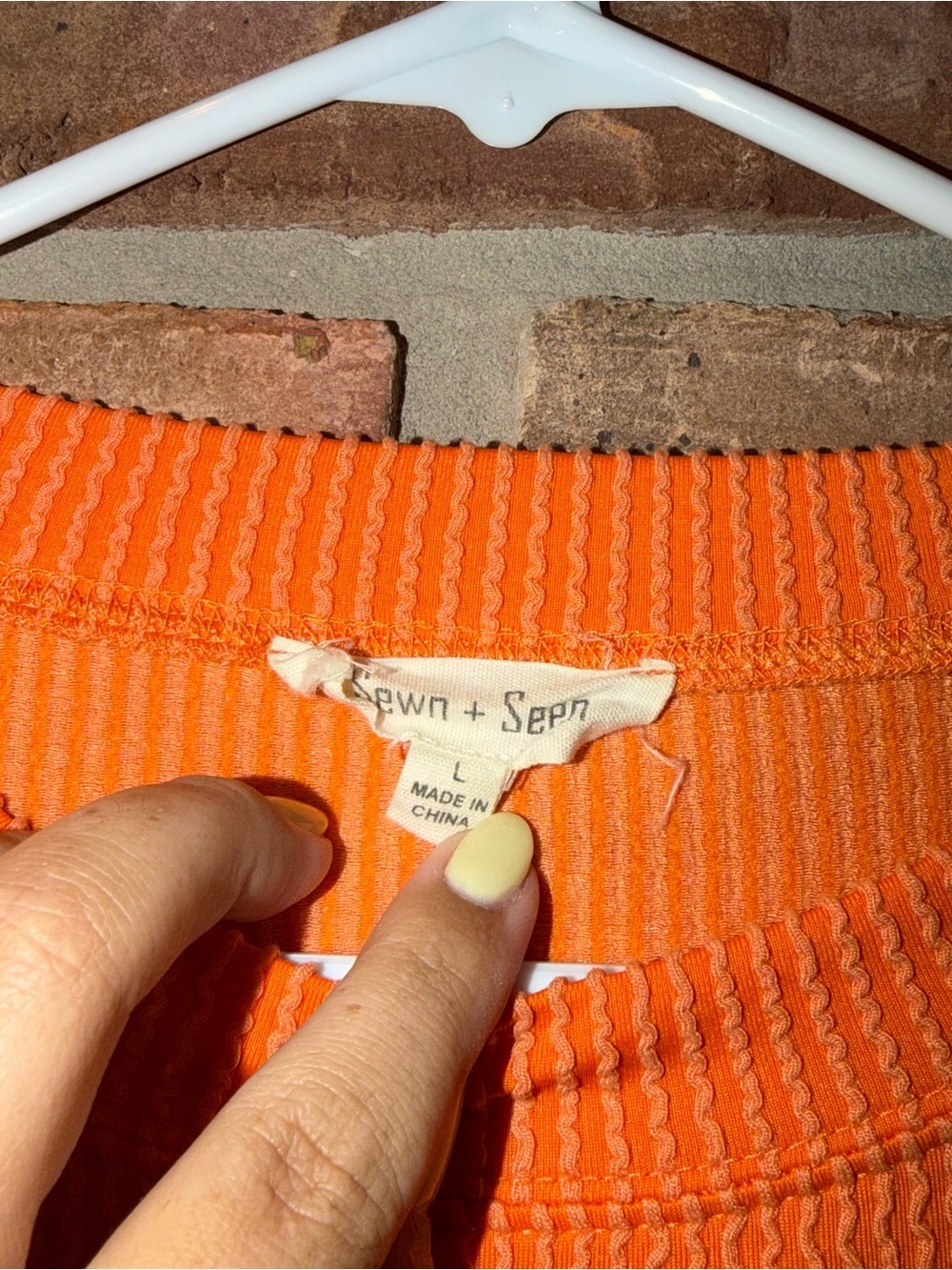 Sewn & Seen Orange Top | Women’s Size Large - Picture 3 of 5